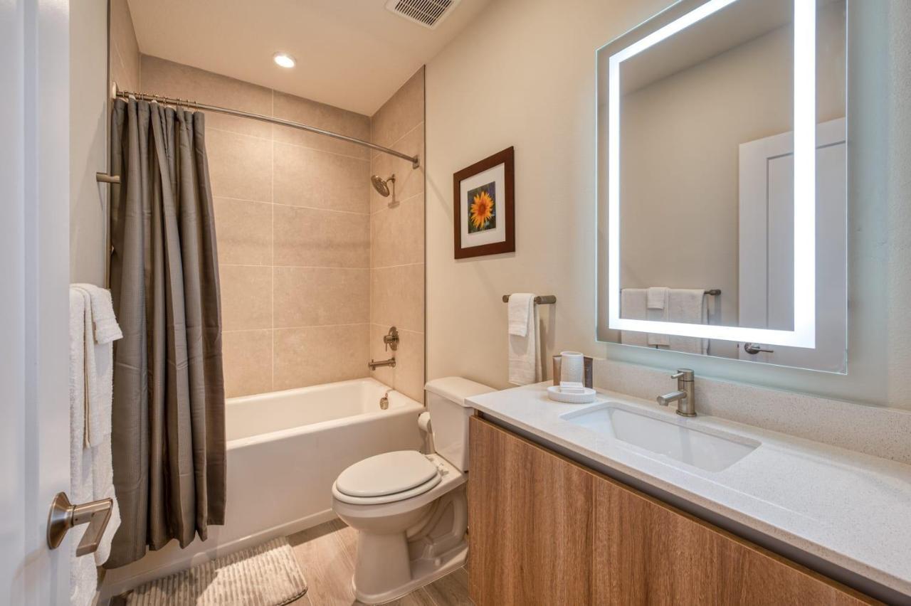 Pleasant Townhome With Private Pool Near Disney Four Corners Екстер'єр фото